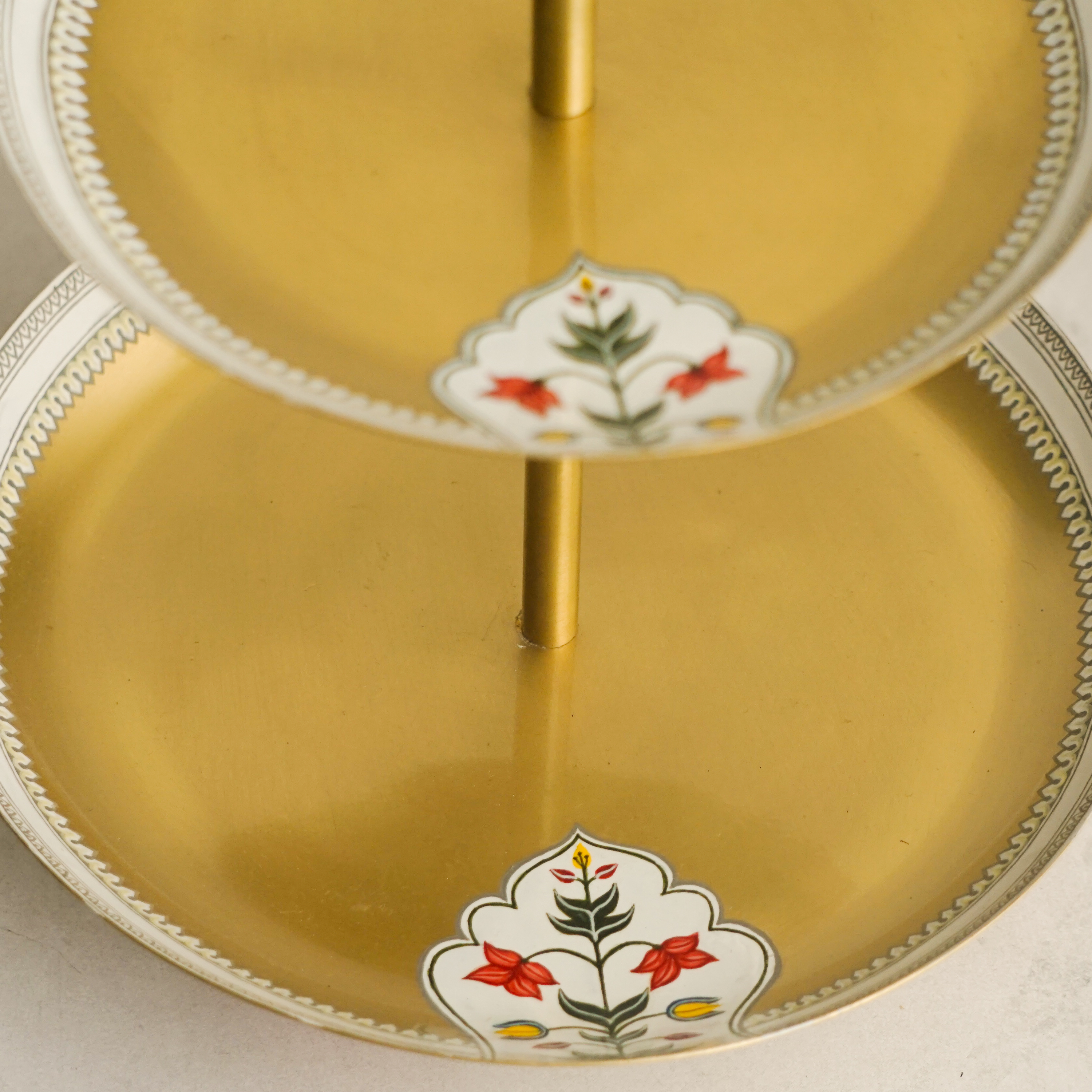 Brass 2-Tier Dessert Stand